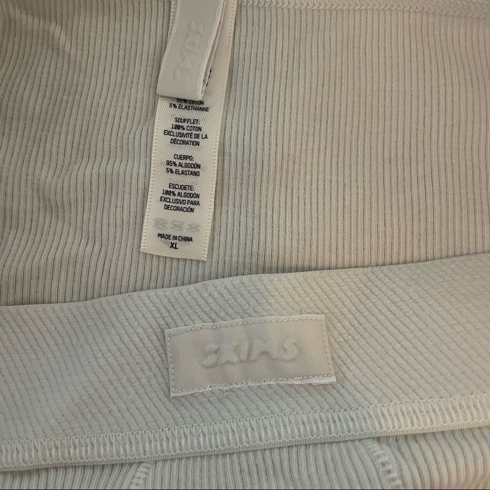 SKIMS Cotton Ribbed Brief - Picture 3 of 4